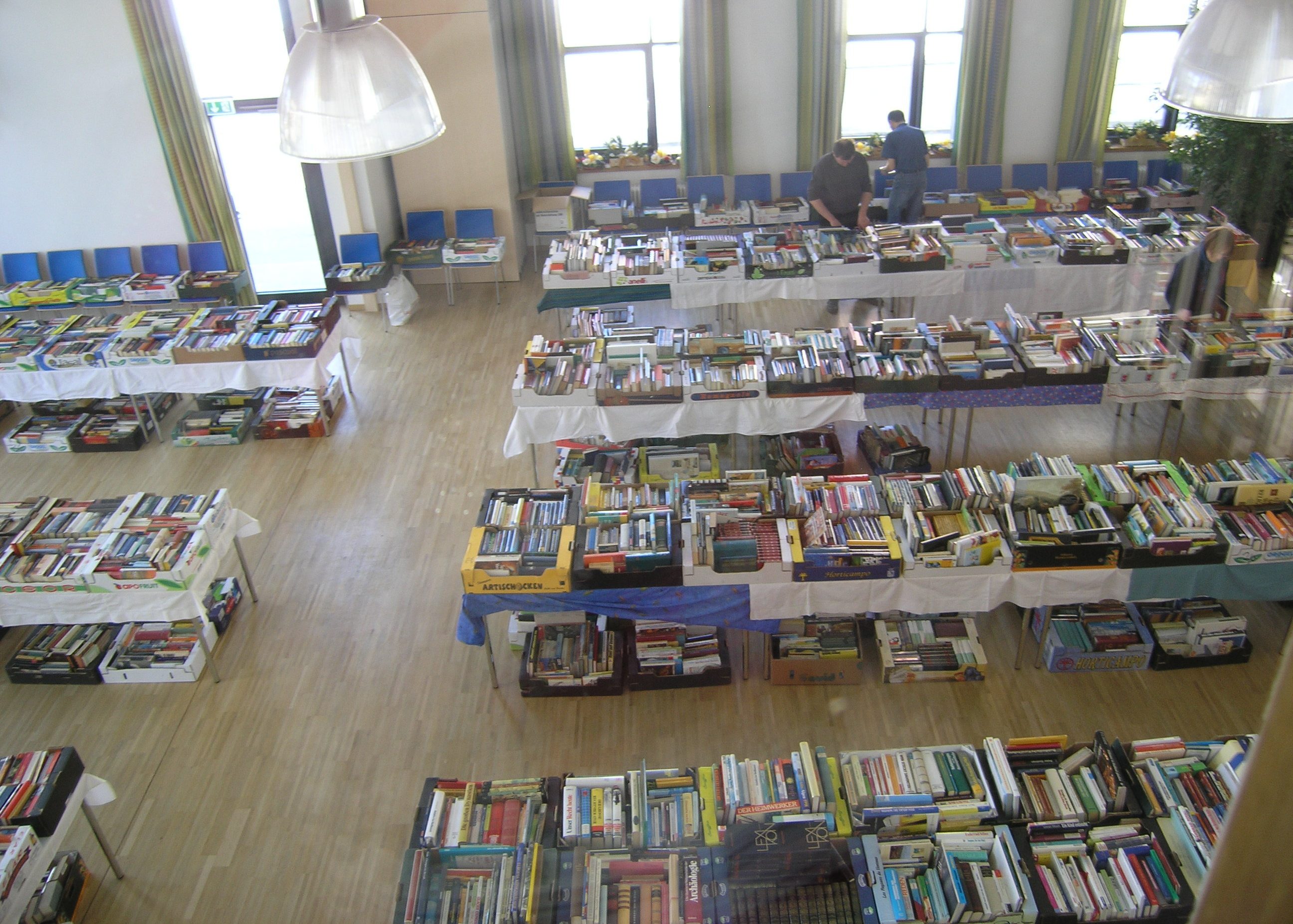 📚 Großer Bücherflohmarkt